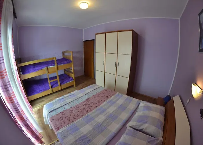 Apartamento Jenny I Tania *