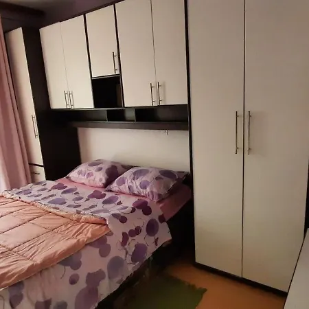 Jenny I Tania 公寓 洛帕