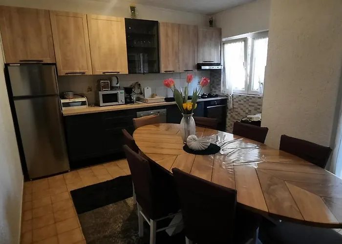 Jenny I Tania 洛帕