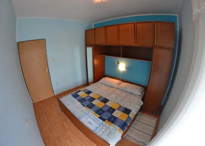 Jenny I Tania 洛帕